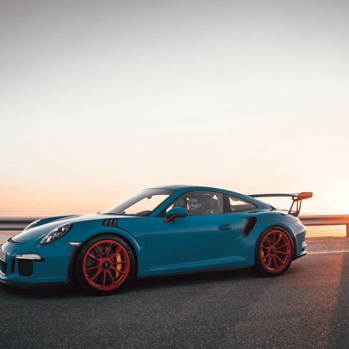 Porsche 911 Ride-On Car Showdown: 12V vs. 24V - Which Is Best for Your Child?