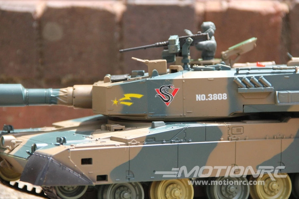 Heng Long 1/24 Japanese Type 90 RC Battle Tank RTR
