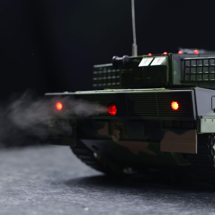 Heng Long® 1/24 RC Battle Tank Leopard 2 A5 – Professional Edition – BB Shooting, Infrared Battle, Spray Smoke & Real Sound Effects