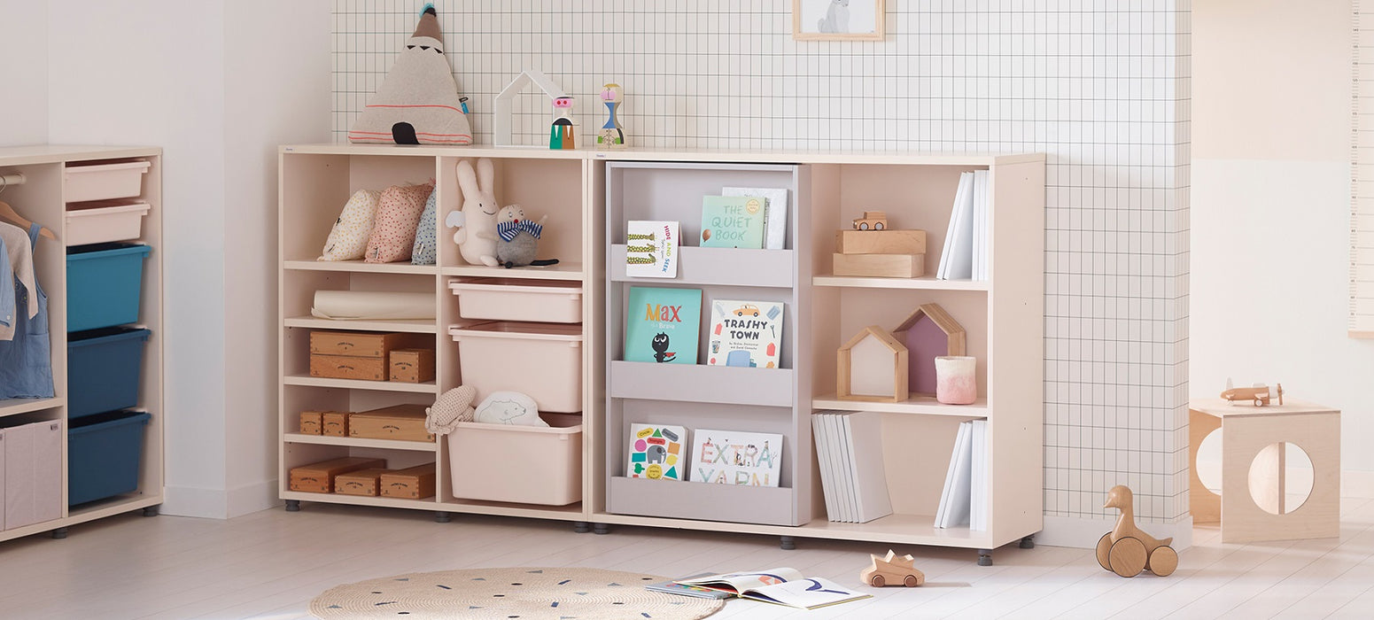 ILOOM Sliding Book Shelf